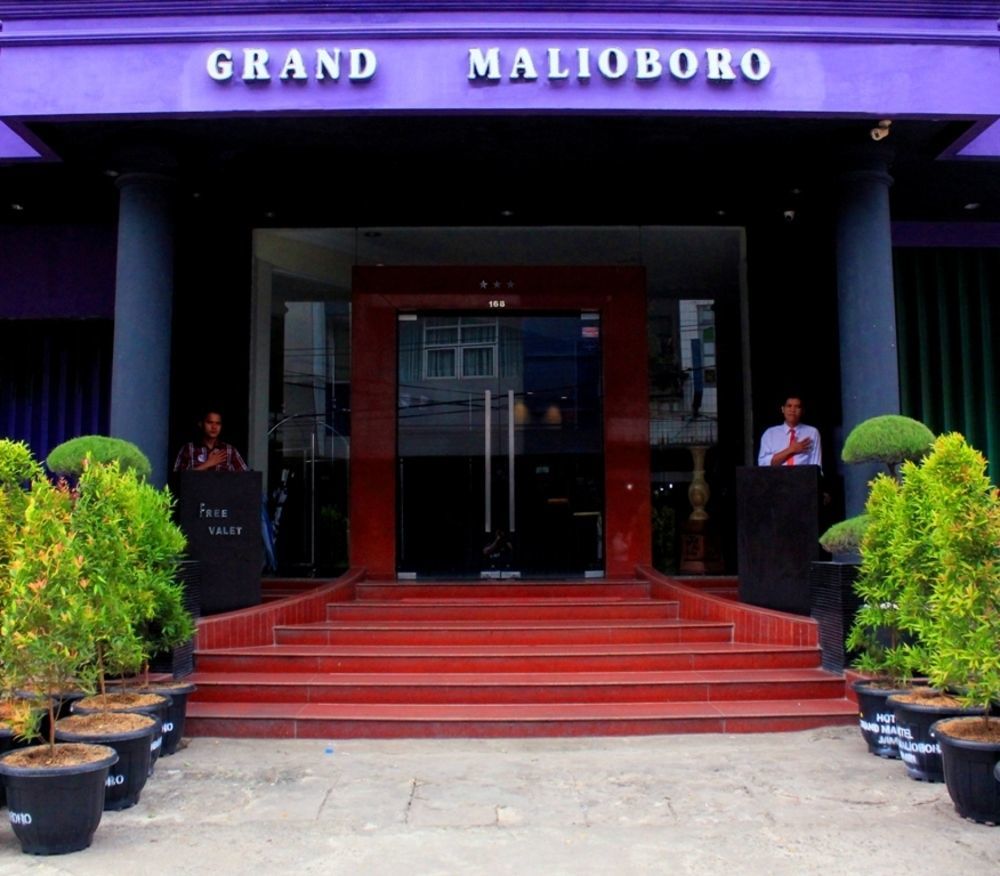 Grand Malioboro Hotel Jambi Exterior photo